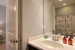 Gbc17-family Tides Beach House