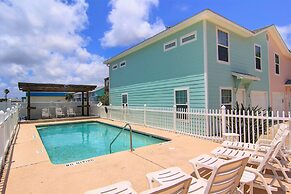 Gbc17-family Tides Beach House