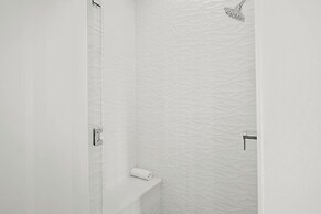 Ma652- Hooty And The Blowfish