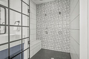 Ma652- Hooty And The Blowfish