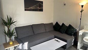 Cosy Stay In Birmingham by Villazu