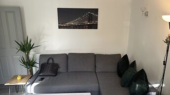 Cosy Stay In Birmingham by Villazu