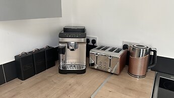 Cosy Stay In Birmingham by Villazu