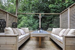 24 Meadow Retreat