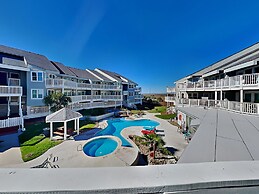 Mibc108 - Seaside Delight