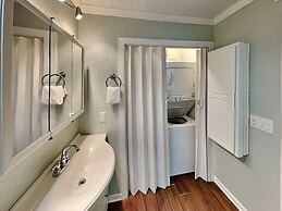 Mibc108 - Seaside Delight