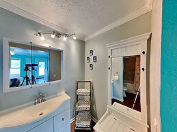 Mibc108 - Seaside Delight