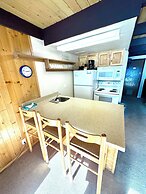 Auslander Condominiums