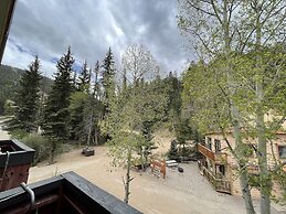 Auslander Condominiums