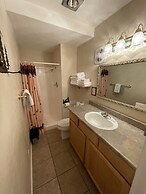 Auslander Condominiums