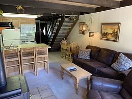 Auslander Condominiums