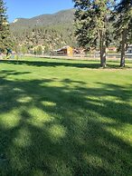 Auslander Condominiums