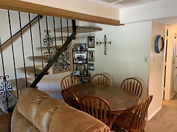 Auslander Condominiums