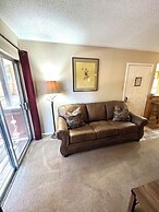 Auslander Condominiums