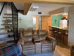 Auslander Condominiums