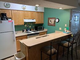 Auslander Condominiums