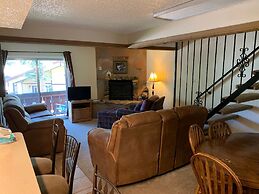 Auslander Condominiums