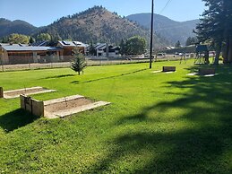 Auslander Condominiums