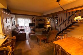 Auslander Condominiums