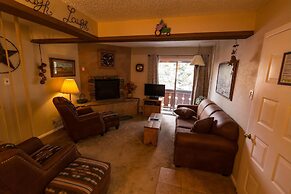 Auslander Condominiums