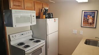 Auslander Condominiums