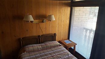 Auslander Condominiums