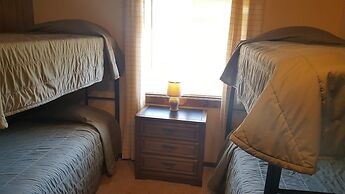 Auslander Condominiums