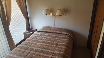 Auslander Condominiums