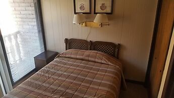 Auslander Condominiums