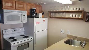 Auslander Condominiums