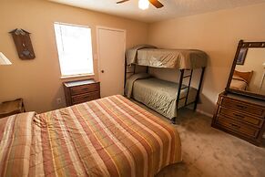 Auslander Condominiums