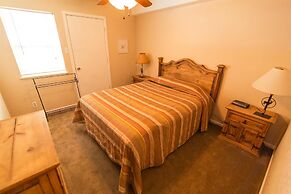 Auslander Condominiums