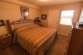 Auslander Condominiums