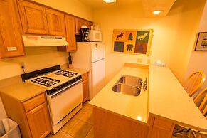 Auslander Condominiums