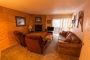 Auslander Condominiums