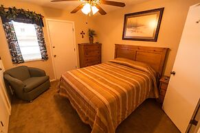 Auslander Condominiums