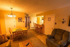 Auslander Condominiums