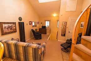 Auslander Condominiums