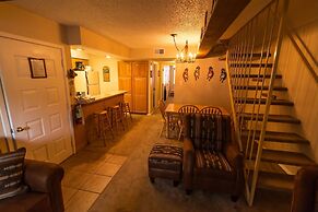 Auslander Condominiums