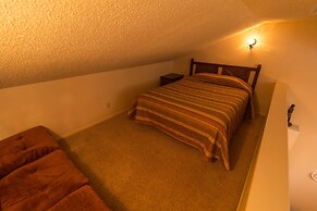 Auslander Condominiums