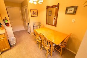 Auslander Condominiums