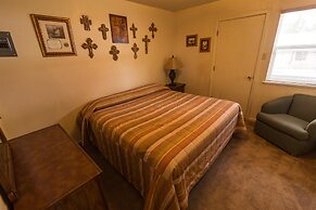 Auslander Condominiums