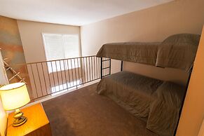 Auslander Condominiums