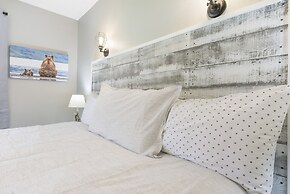 Ozark Escape at the Pointe