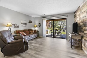 Ozark Escape at the Pointe