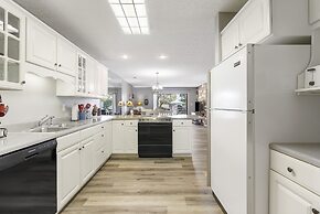 Ozark Escape at the Pointe