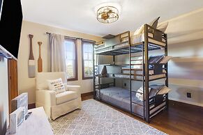Table Rock Manor at Whitefish Bay