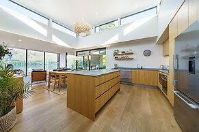 Marina Terrace Apartments