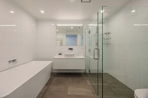 Marina Terrace Apartments