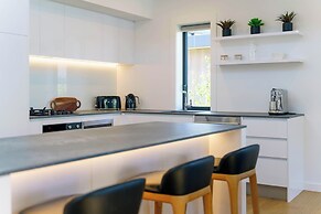 Marina Terrace Apartments